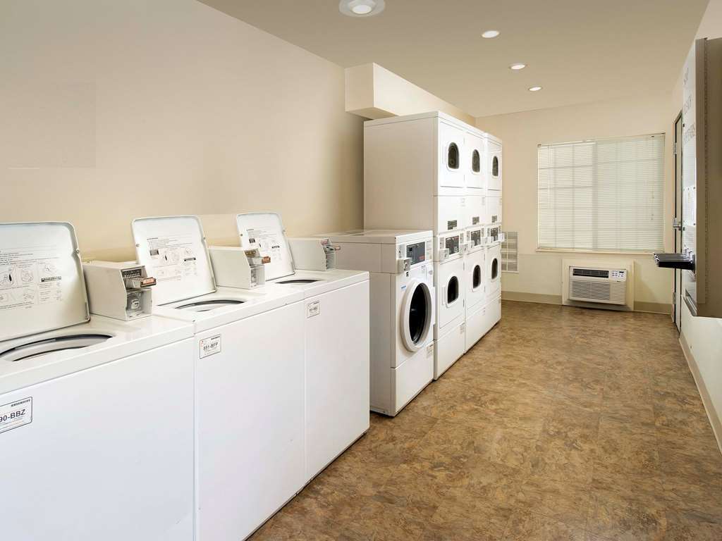 Woodspring Suites Springfield Fasiliteter bilde